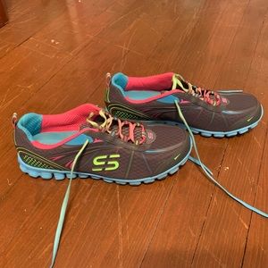 LIKE NEW Skechers Running Shoes